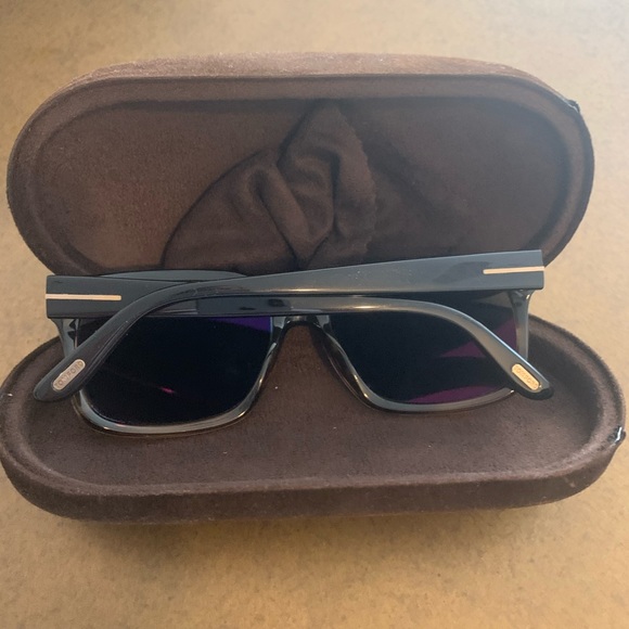 NWOT Tom Ford Sunglasses - Polarized - Picture 6 of 8
